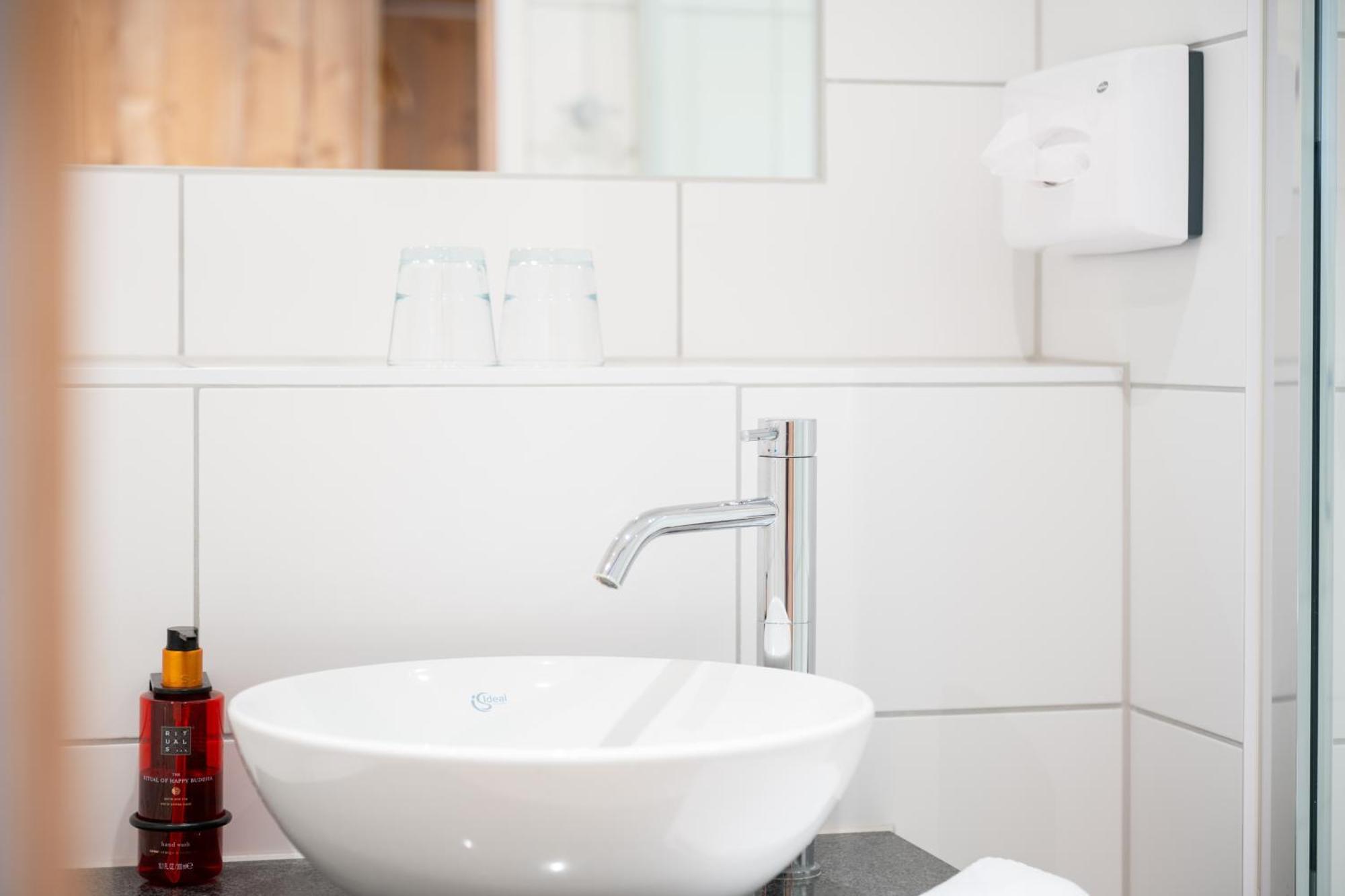 Snooze Apartments Holzkirchen Kültér fotó