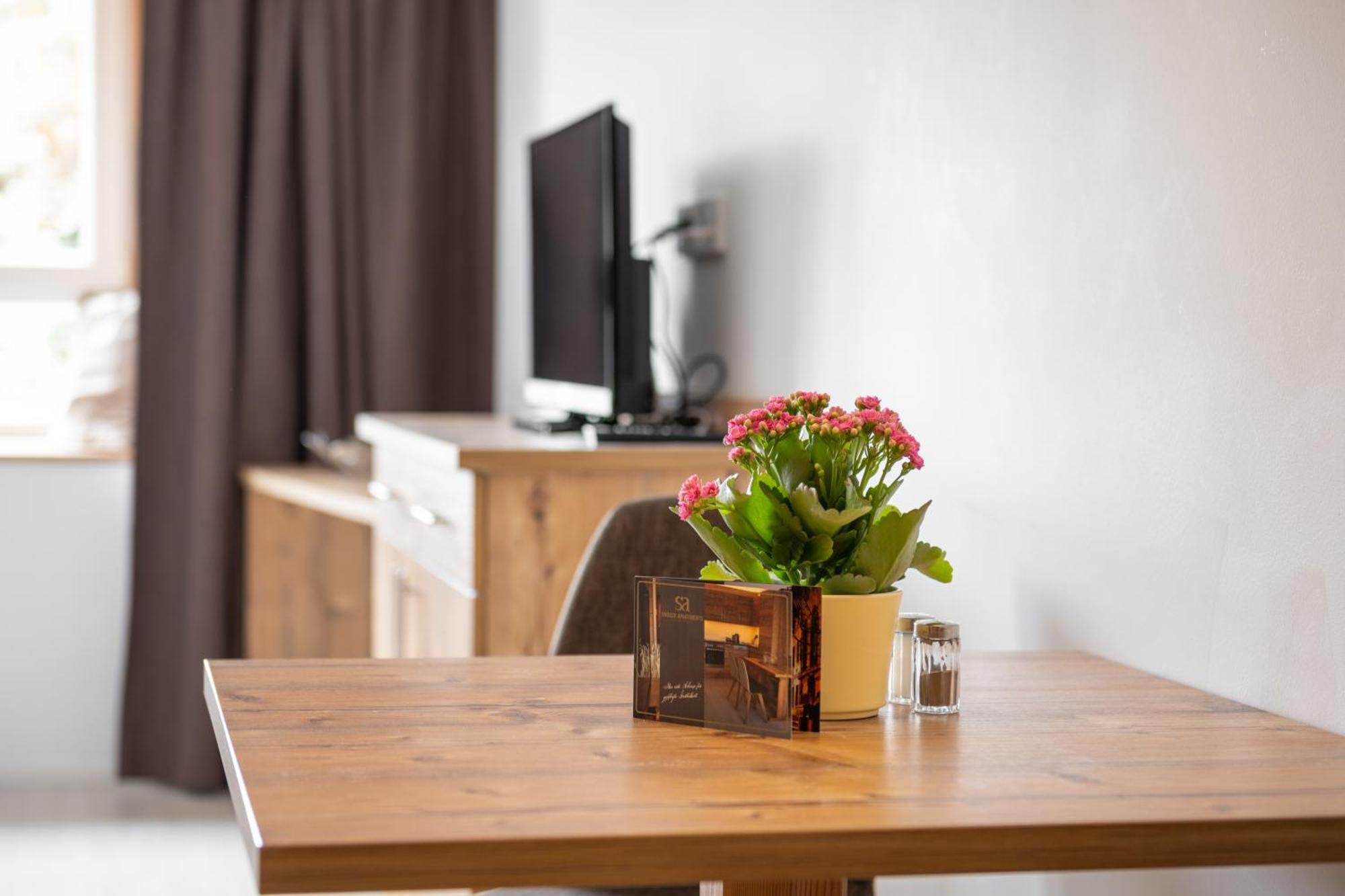 Snooze Apartments Holzkirchen Kültér fotó