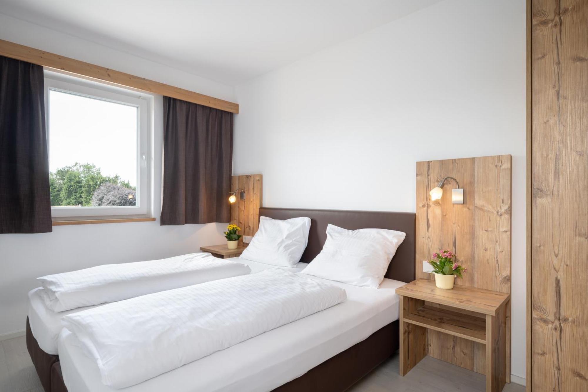 Snooze Apartments Holzkirchen Kültér fotó
